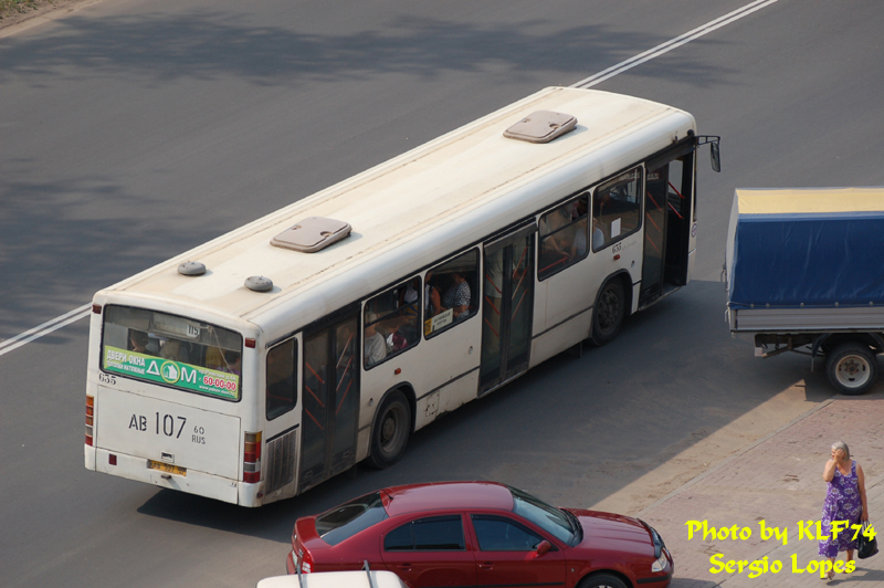 Автобус 345 калининград большаково. Автобус 345 Липецк. Автобус 345 Полежаевская. Автобус Псков. Мерседес 635.